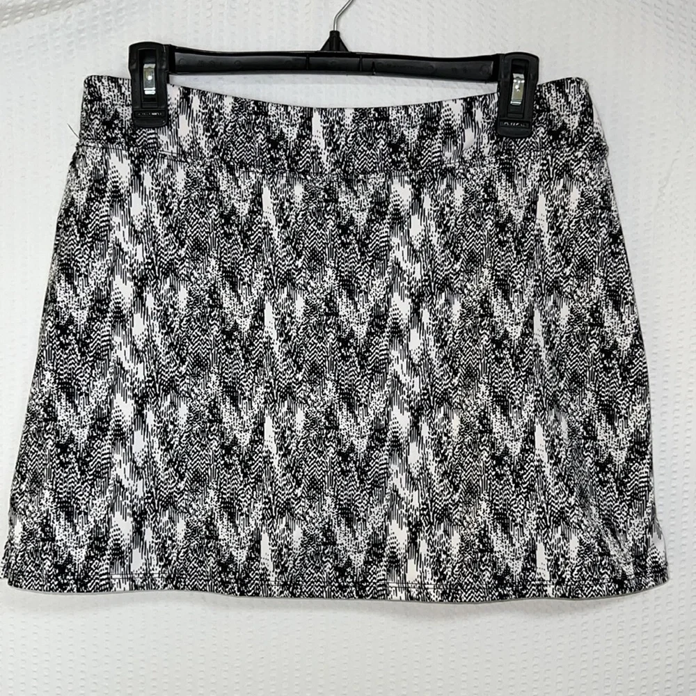 Tranquility by Colorado Black & White Skort Skirt - Size Medium